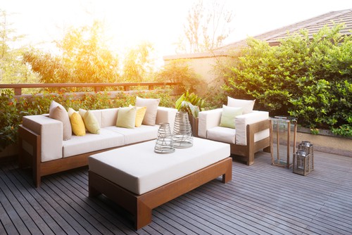 What Are The Pros And Cons Of Timber Decking